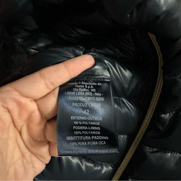 Herno Down Quilted Jacket in Navy Blue - Picture 10 of 14